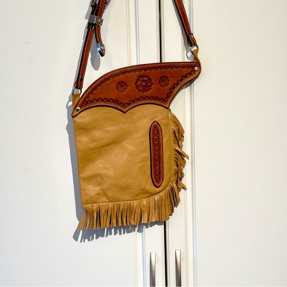 Rocking Bar L Texas Leather Works Brown & Tan Leather Fringe Shoulder Bag - Picture 8 of 13